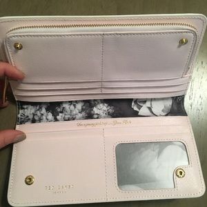 Ted Baker London Accessories - Ted Baker London Women’s Wallet Ted Baker London Accessories - Ted Baker London Women’s Wallet